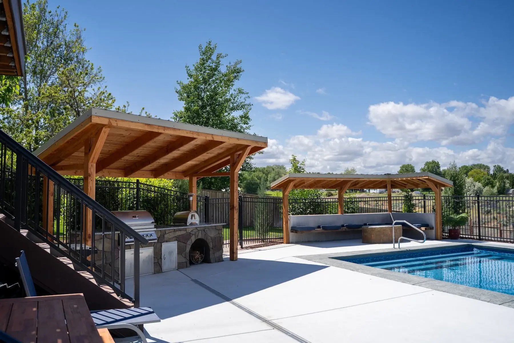 1044-Covers-Wood-Framed-Traditional (1)